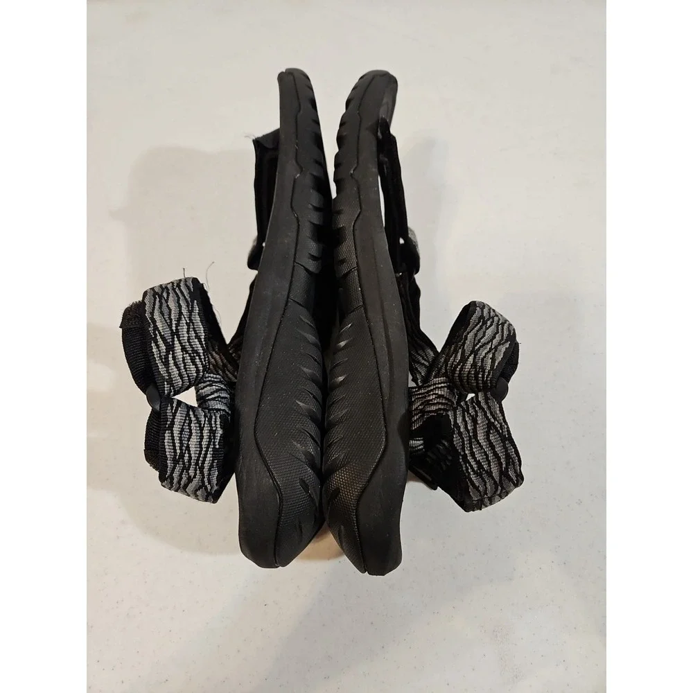 Teva Hurricane Strappy Black/gray Hiking Sandals Ex.‎ Condition (S174